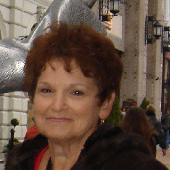 Meet your Posher, Bobbie - Picture 1 of 1